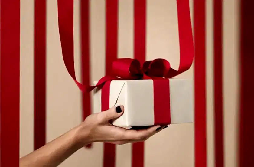 Yılbaşı Süsleri Nelerdir? Yılbaşı Hediyesi Ne Alınır?