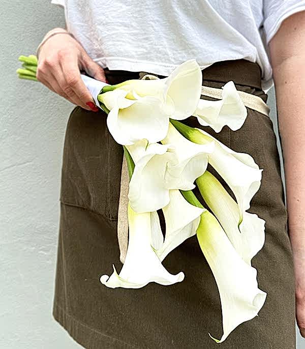 10 Beyaz Gala Gelin Buketi