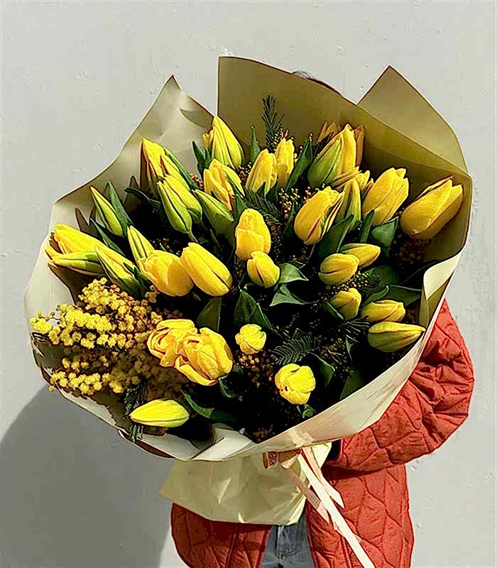 Alexandra Grand Deluxe 41 Sarı Lale Buketi