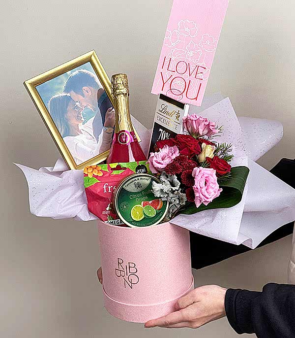 Alkolsüz Şampanyalı Kişiye Özel Fotoğraflı Kutlama Hediye Kutusu