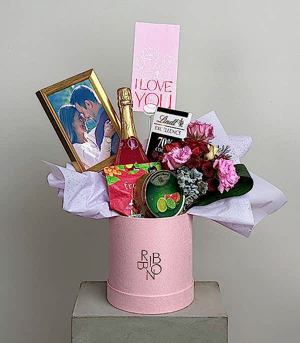 Alkolsüz Şampanyalı Kişiye Özel Fotoğraflı Kutlama Hediye Kutusu