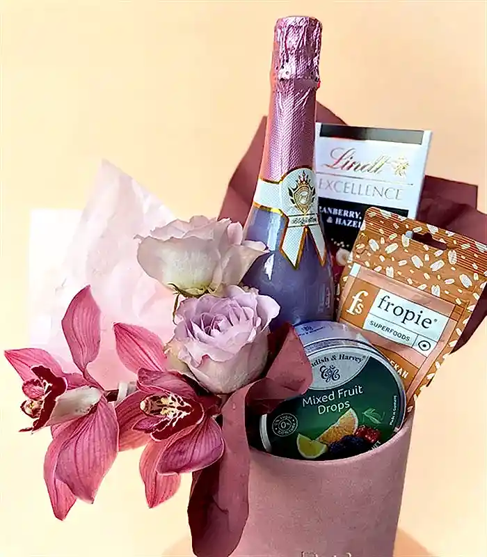 Alkolsüz Şampanyalı Kutlama Hediye Kutusu Pembe