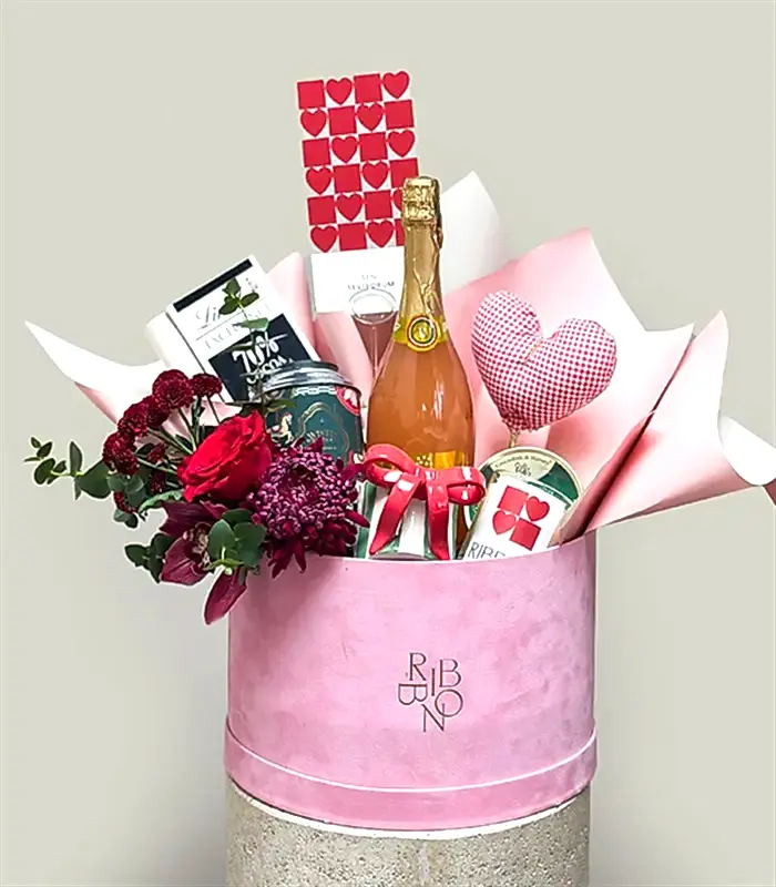 Alkolsüz Şampanyalı Pembe Hediye Kutusu Grand Deluxe