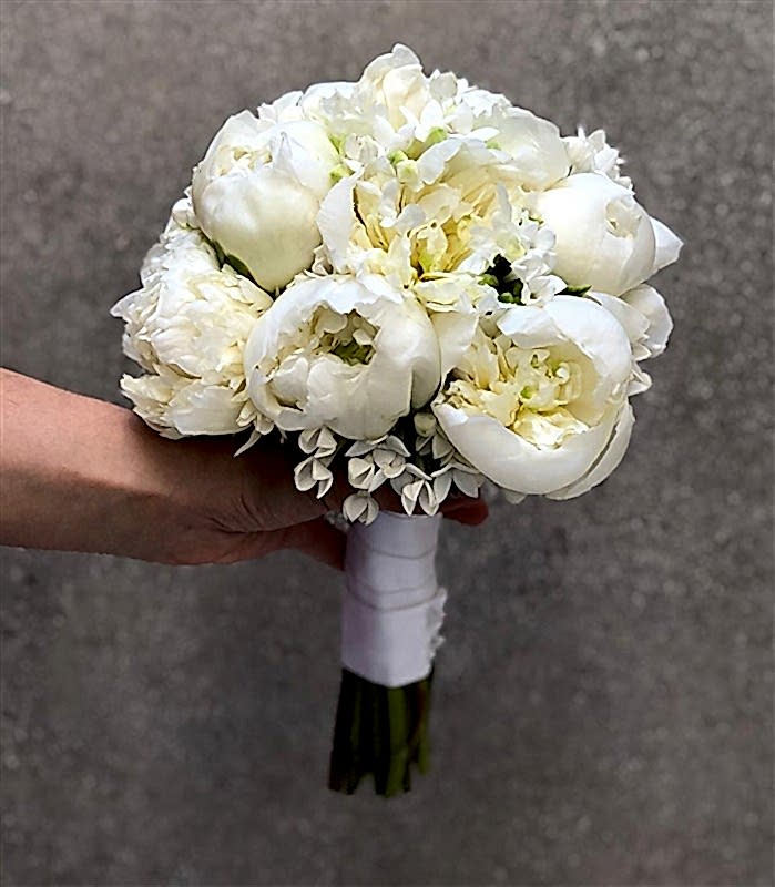 Annemarie 11 Beyaz Şakayık Gelin Buketi Damat Sadıç Yaka Çiçeği Seti