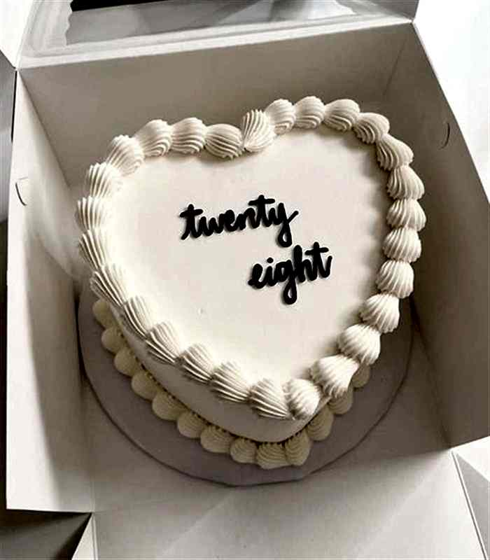 Beam Bakes Beyaz Kalp Motto Pasta 8-10 Kişi