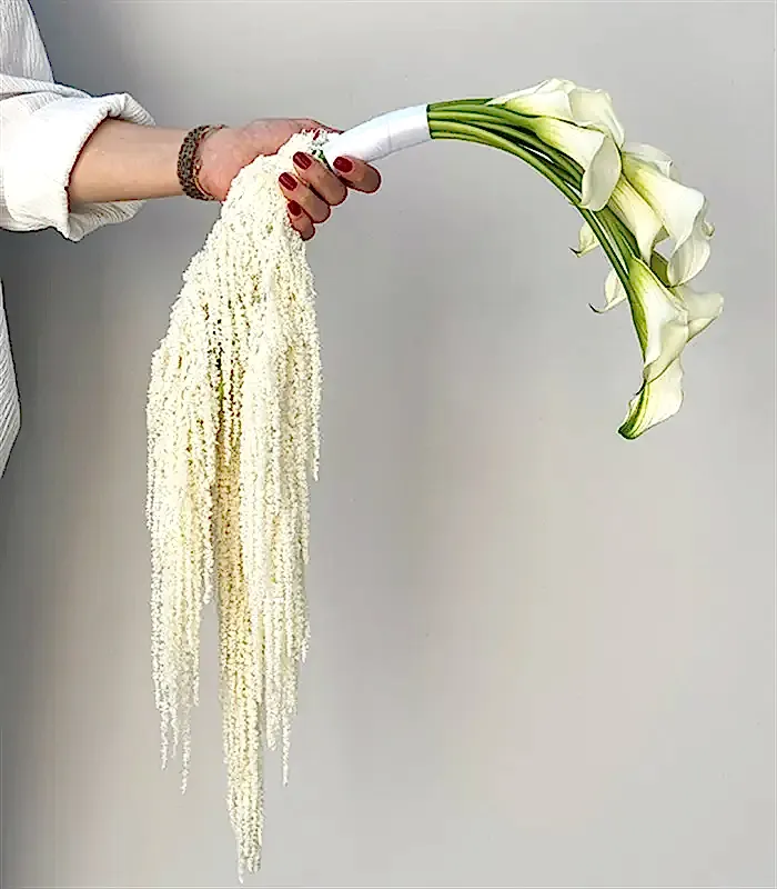 Beyaz Gala Amaranthus Gelin Buketi