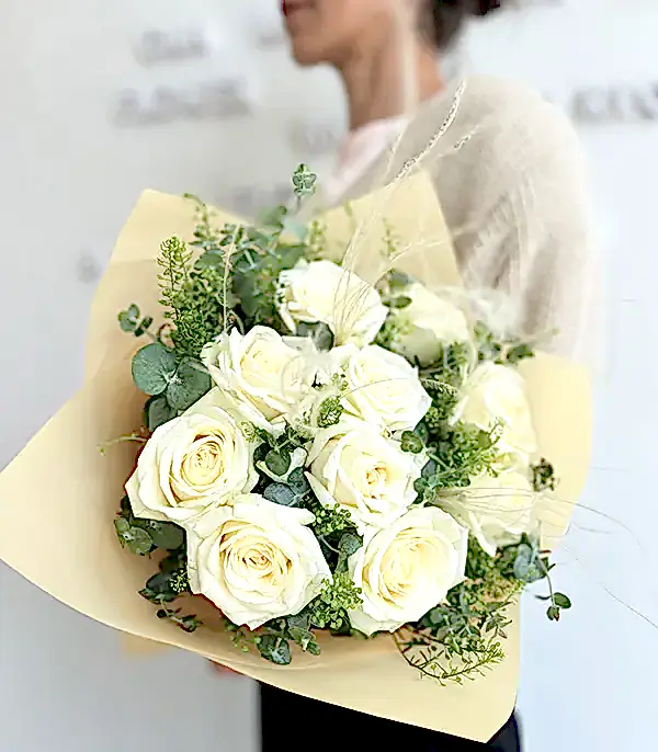 Beyaz Güller Buketi