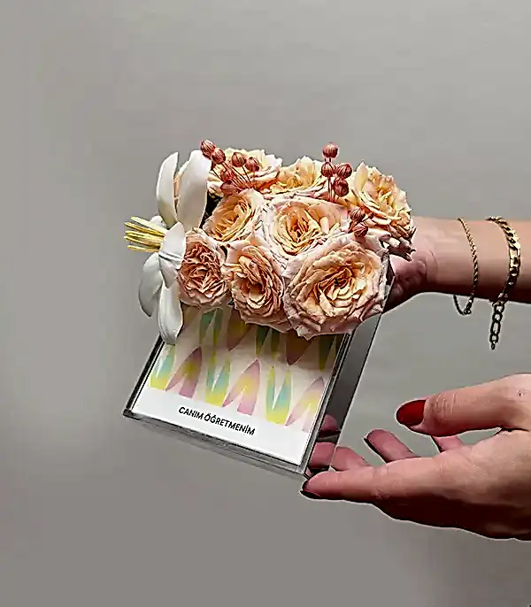 Canım Öğretmenim Somon Gül Lale Çikolata Mini Tepsi