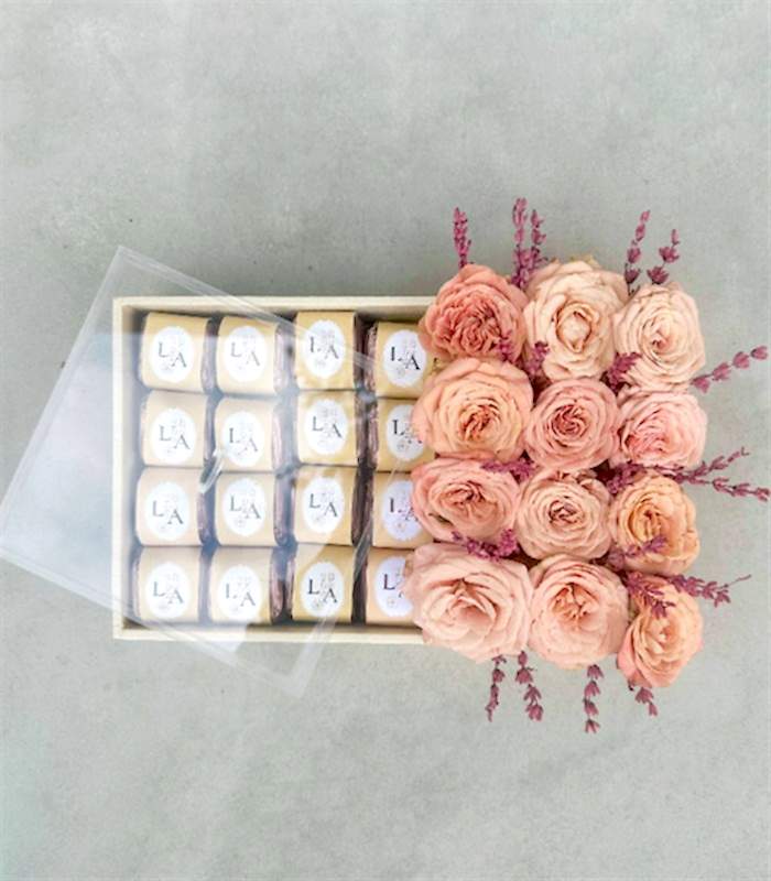 Cappucino Grand Deluxe İsme Özel 32Li Çikolata Tepsisi