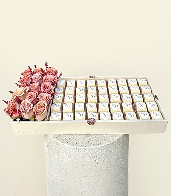 Cappucino Royal Deluxe İsme Özel 90Lı Çikolata Tepsisi