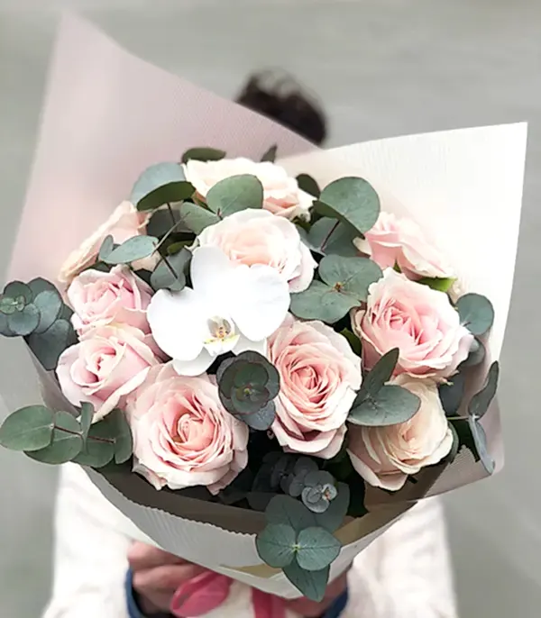 Claire Pembe Gül Buketi