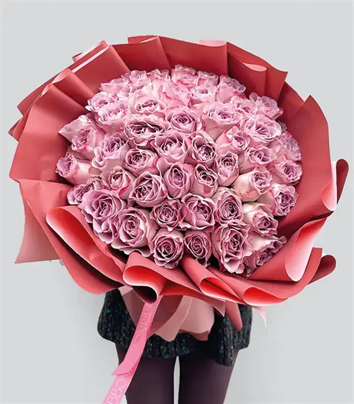 Dream Escape Grand Deluxe 51 Lila Gül Buketi