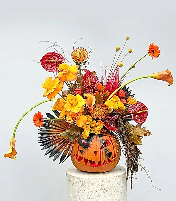 Evening Ember Halloween Çiçekleri Balkabağı Aranjmanı