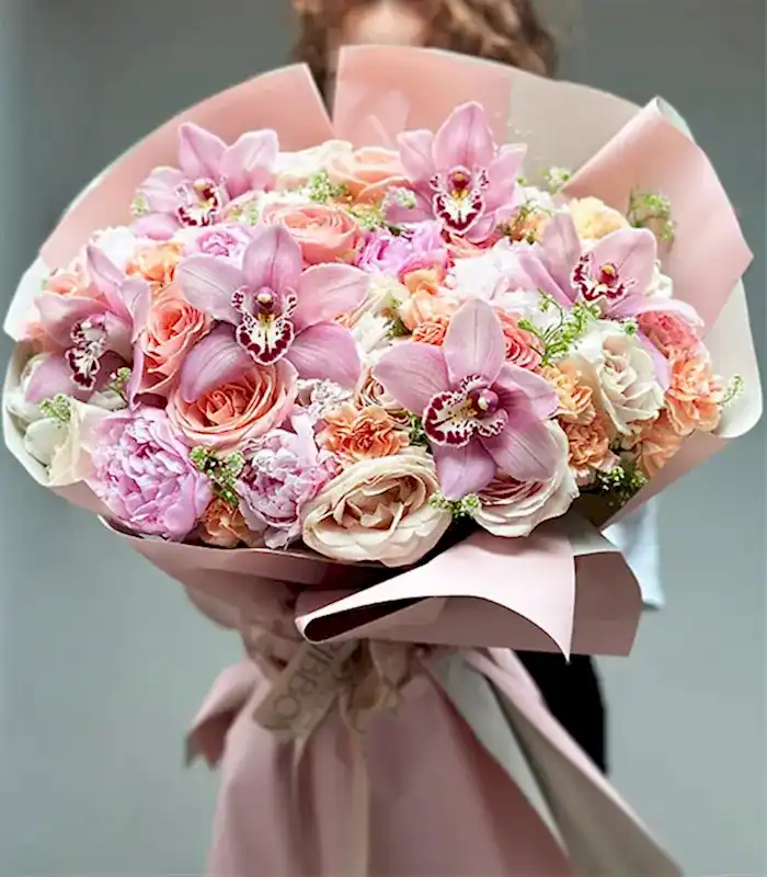 Fiorita Deluxe Pudra Şakayık Somon Gül Buketi