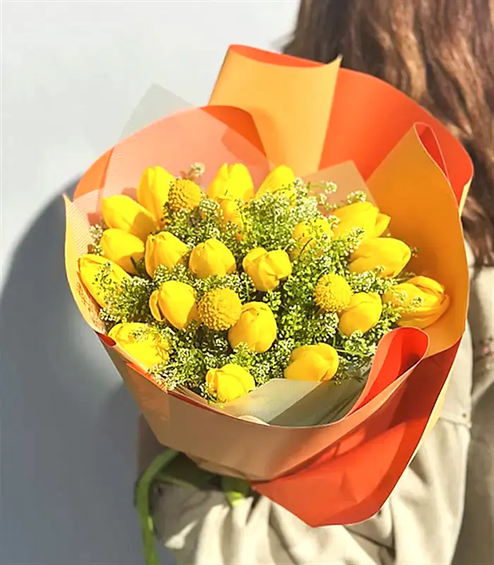 Giallo Deluxe 21 Sarı Lale Buketi