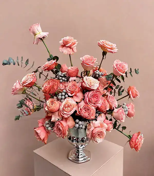 Gloria Deluxe Silver Vazoda 41 Somon Güller Aranjmanı