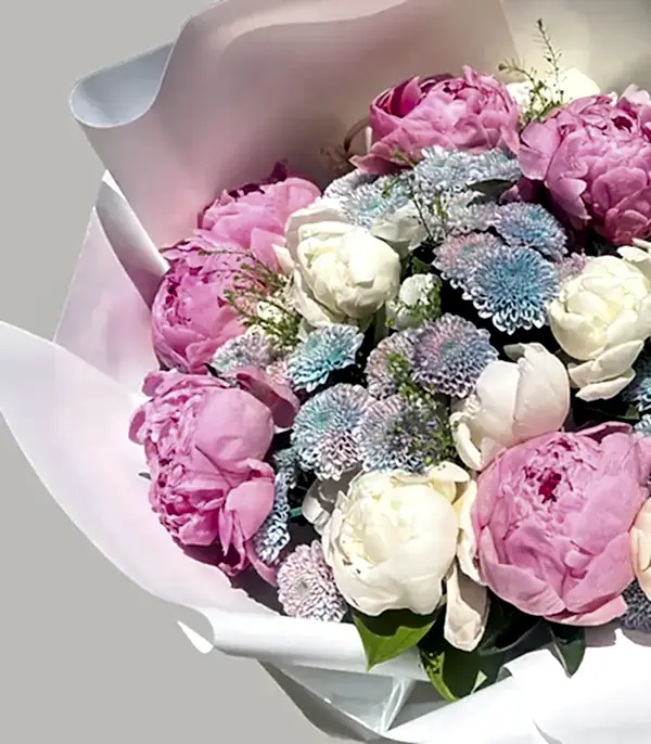 Grand Deluxe Mavi Krizantem Beyaz Pembe Şakayık Buketi
