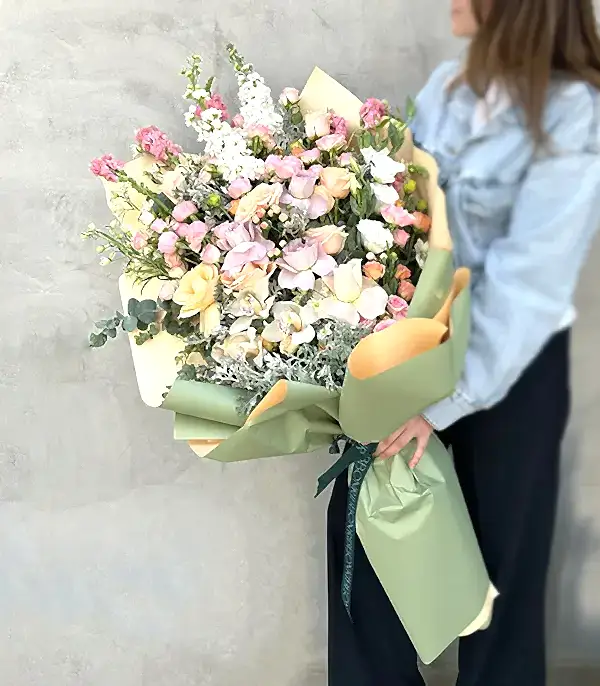 Grand Deluxe Pembe Beyaz Lila İsteme Söz Nişan Buketi