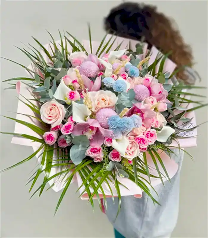 Grand Deluxe Pembe Gül Unicorn Krizantem Bahar Buketi