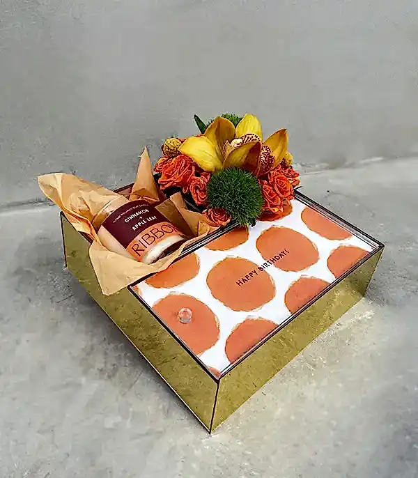 Happy Birthday Turuncu Mum Çikolata Hediye Kutusu