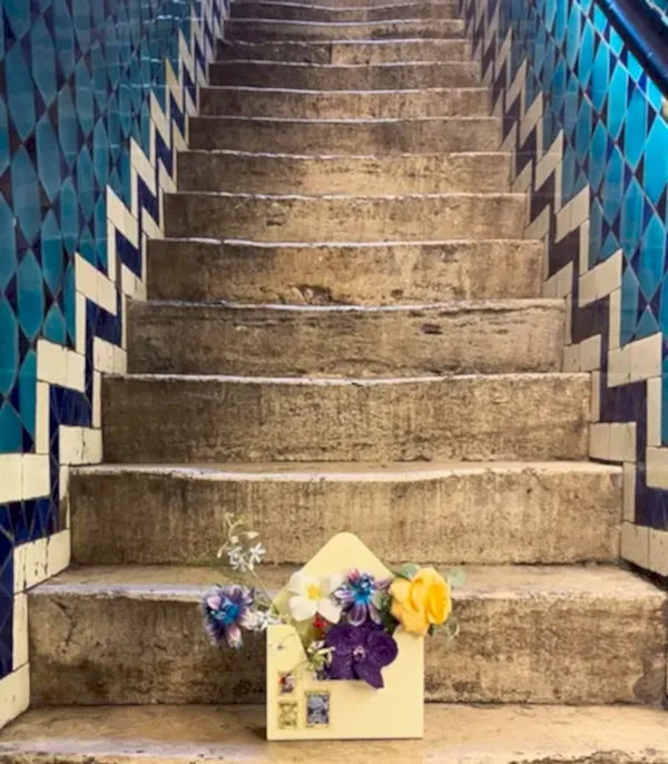 İstanbul Postcard Bloom Stamp Galaksi Lale Aranjmanı