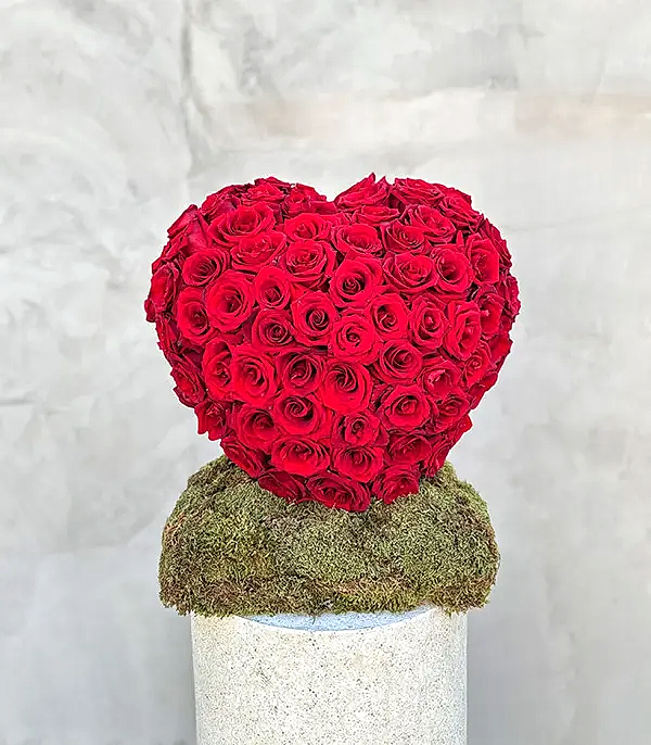 Kalp Kırmızı Gül 3D Heykel Aranjman Royal Deluxe
