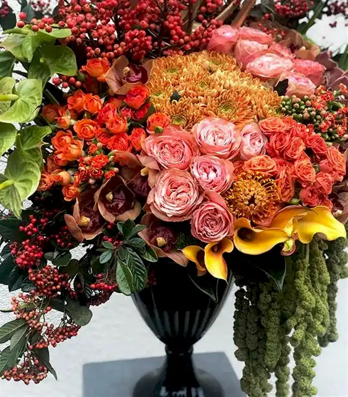 Leo Turuncu Royal Deluxe Vazo Çiçek Aranjman