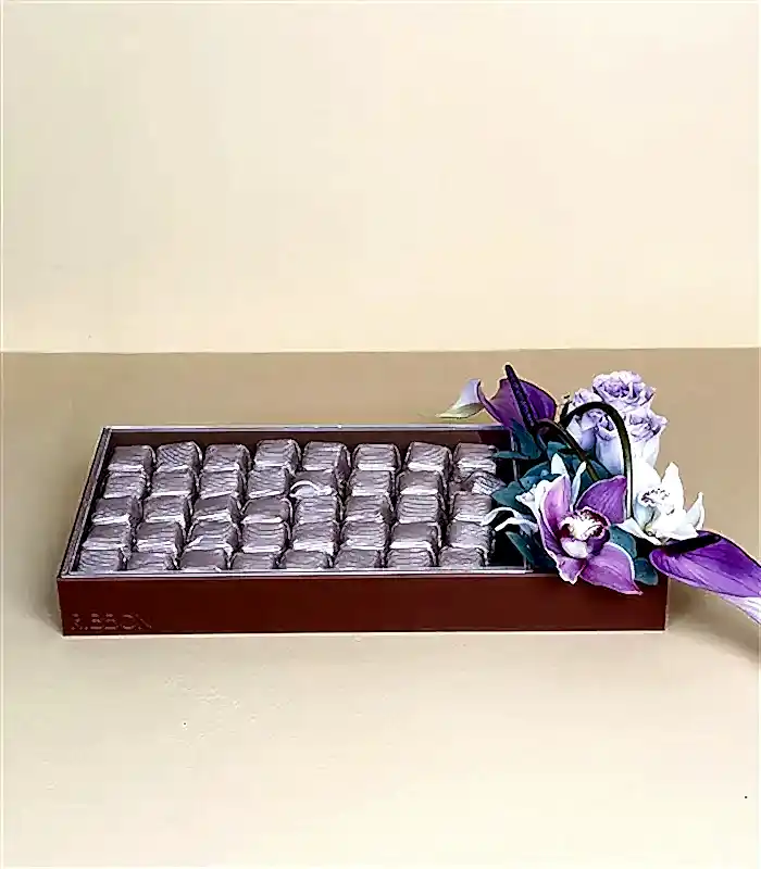 Lila Royal Deluxe Deri Tepside 80Li Çikolata Tepsisi