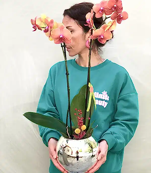 Luxe Silver Vazoda Orkide Narçiçeği