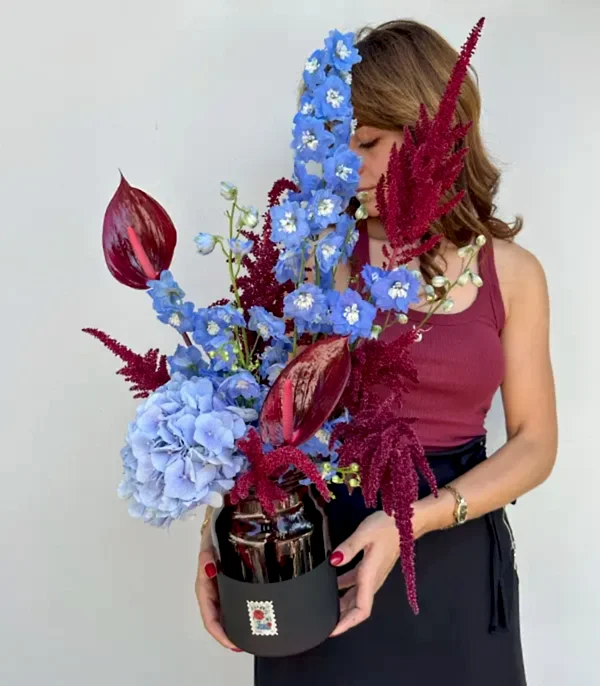 Palation Bloom Stamp Mavi Ortanca Delfinyum Aranjmanı