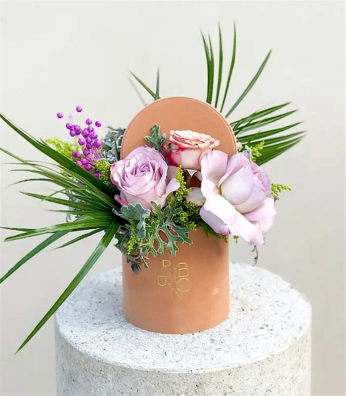 Paola Toffie Mini Kutuda Lila Gül Cappucino Aranjman