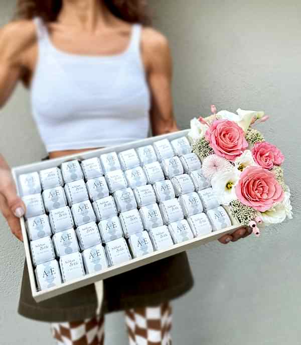 Pembe Silver Royal Deluxe İsme Özel 90Lı Çikolata Tepsisi