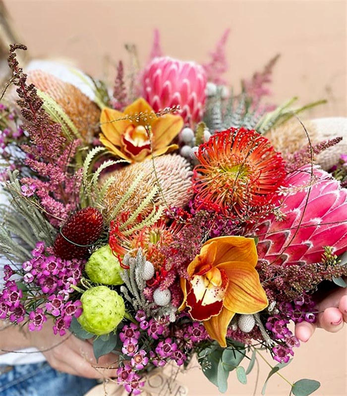 Pretty Woman Protea Banksia Lucas Tropical Buket