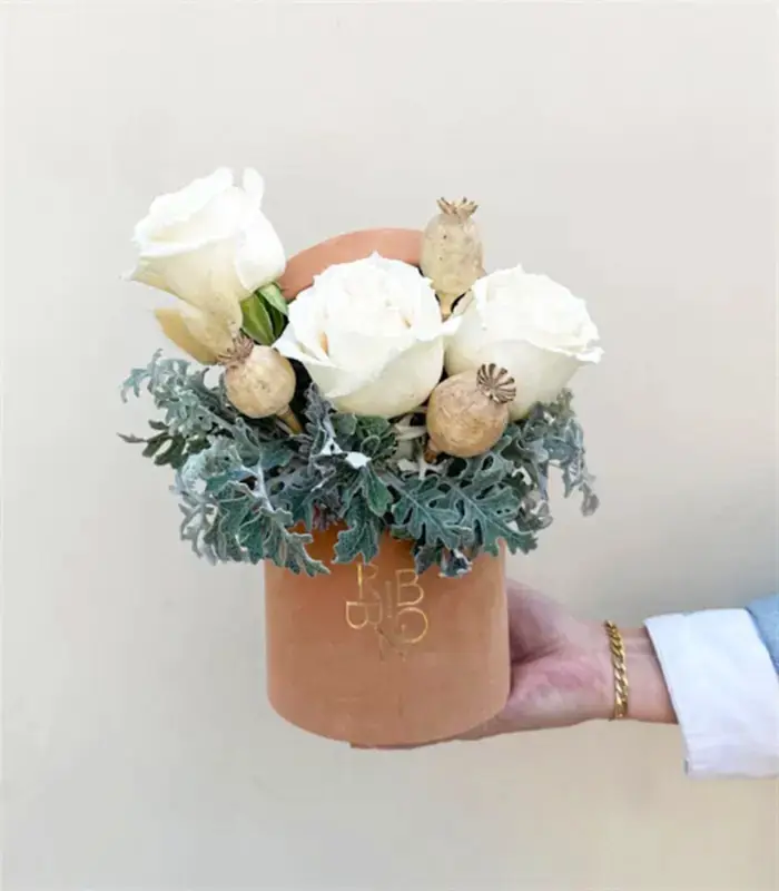 Rania Toffie Mini Kutuda Beyaz Güller