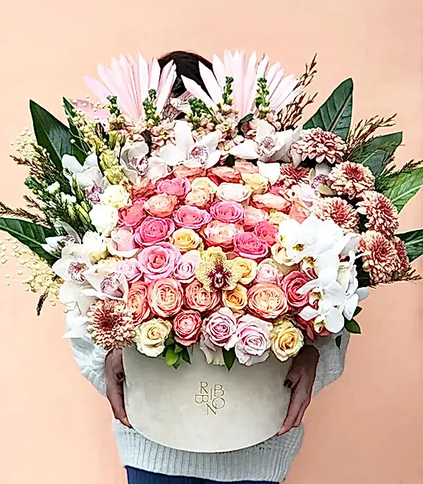 Rosaline Royal Deluxe Somon Pembe Kutu Çiçek