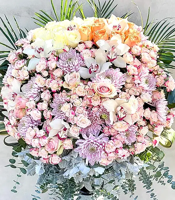 Royal Deluxe Beyaz Somon Gül Vazo Aranjman