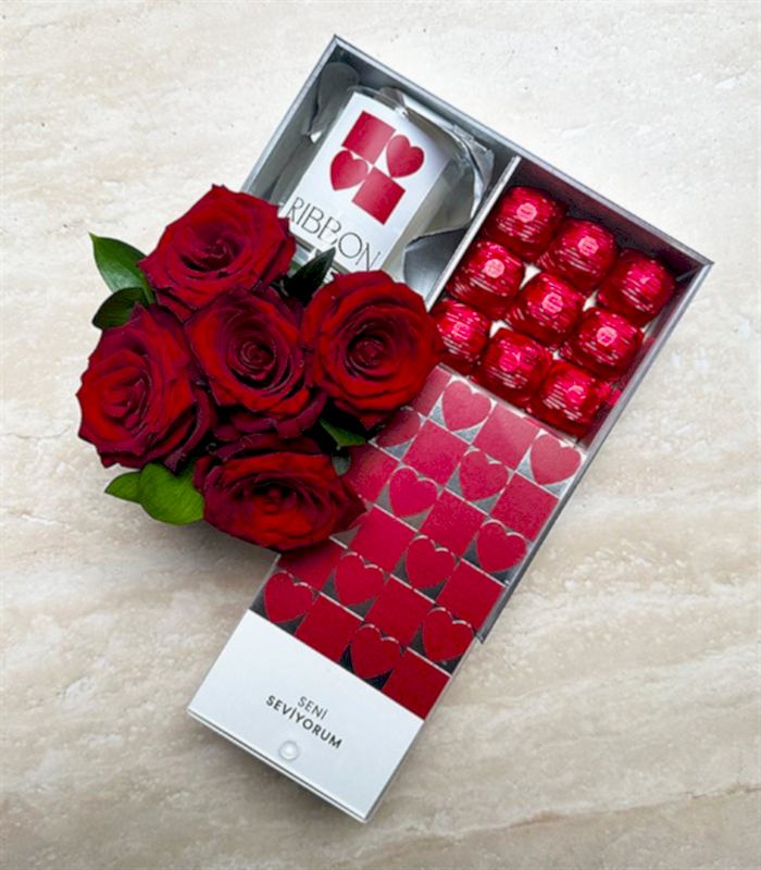 Seni Seviyorum Kırmızı Gül Mum Çikolata Hediye Kutusu