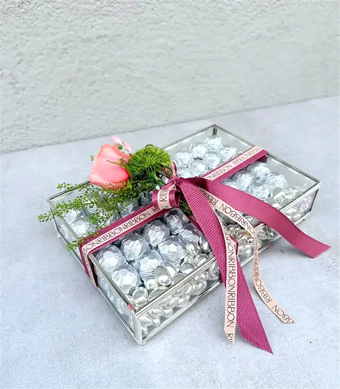 Somon Silver Royal Deluxe Yıldız 90Lı Cam Çikolata Kutusu