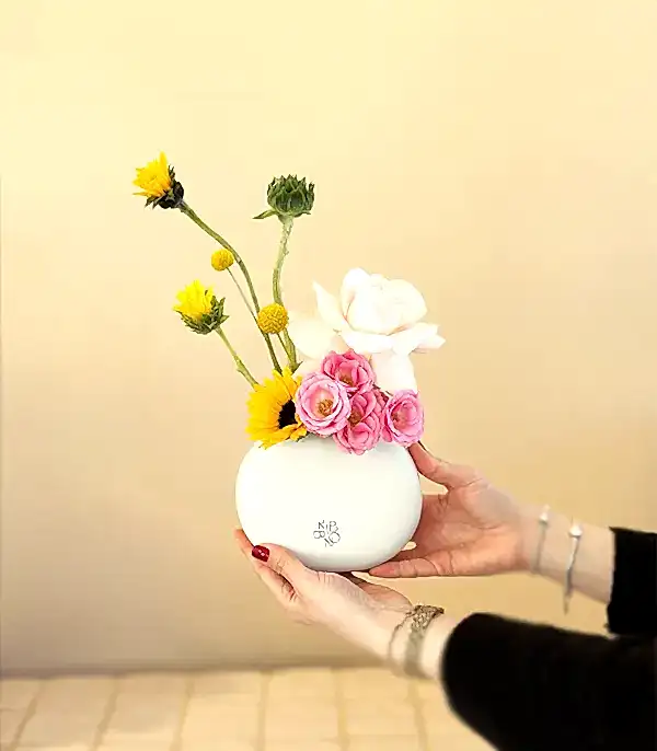 Sunspell Krem Mini Seramik Vazoda Ayçiçeği Pembe Gül Aranjmanı