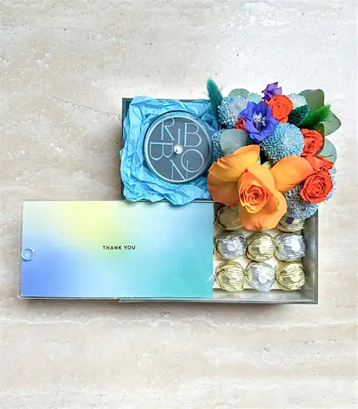 Thank You Turuncu Mavi Çiçekler Mum Çikolata Hediye Kutusu