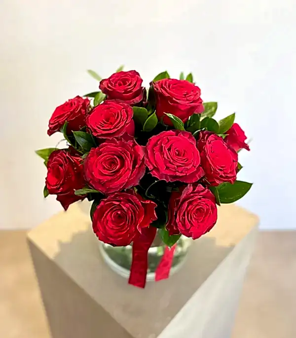 Ti Amo Vazoda 11 Kırmızı Güller