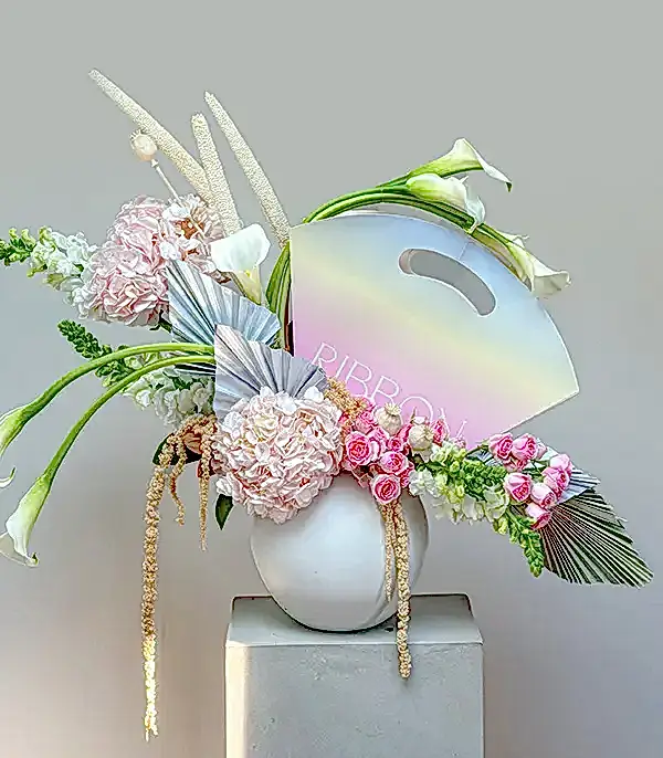 Vanilla Krem Seramik Vazoda Gala Ortanca Aranjmanı